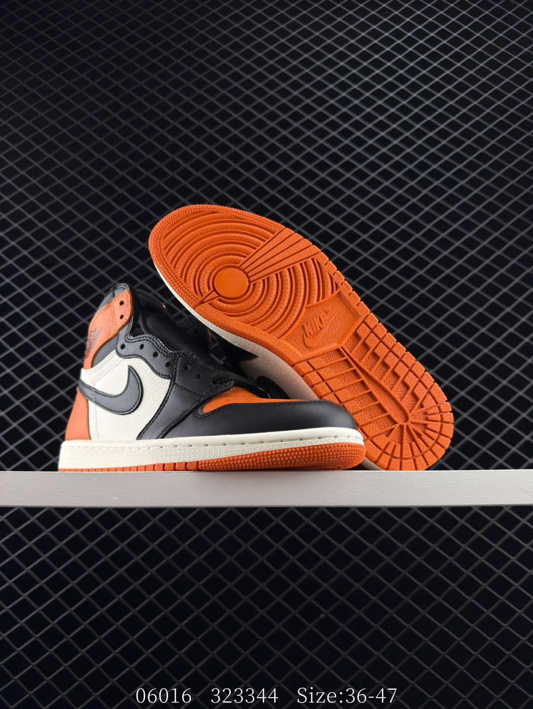 Nike AIR JORDAN 1 RETRO HIGH